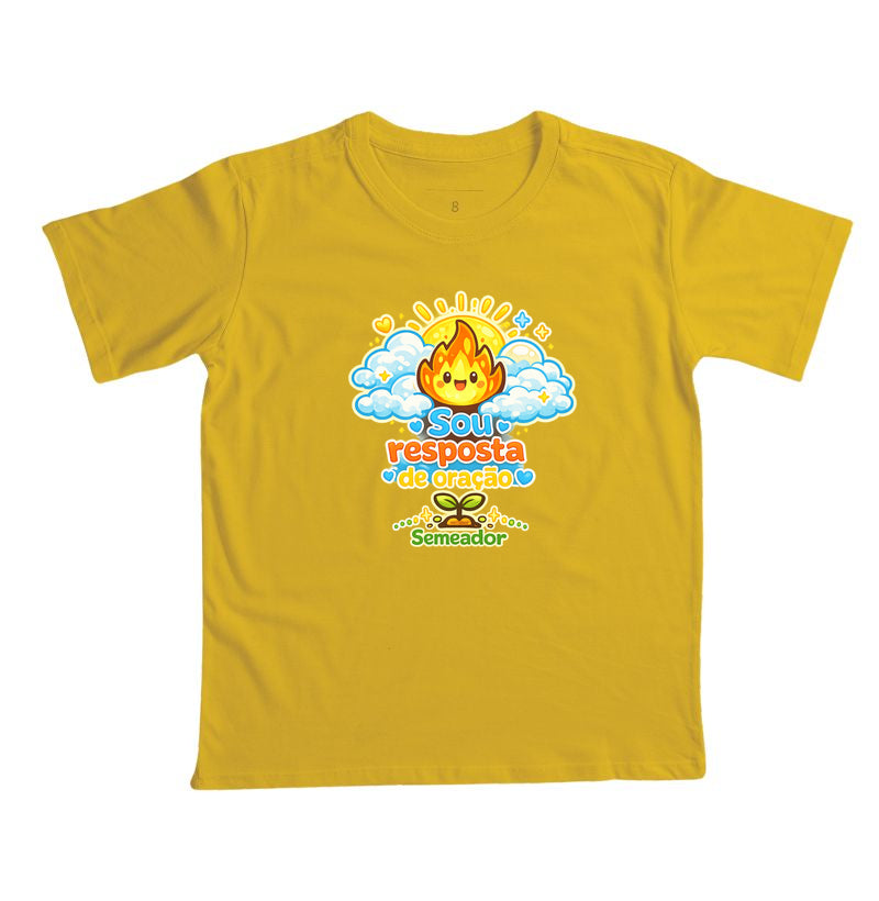 Camiseta infantil evangélica amarela com estampa Sou Resposta de Oração