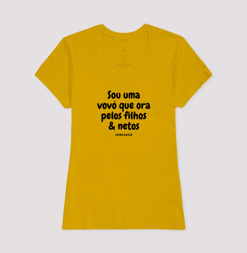 Camiseta Feminina | Sou uma vovó que ora pelos filhos e netos