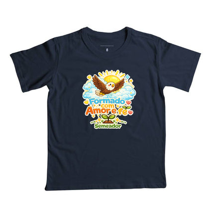 Camiseta infantil evangélica marinho com estampa Formado com Amor e Fé