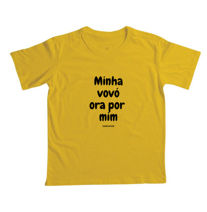 Camiseta infantil evangélica amarela com estampa Minha vovó ora por mim